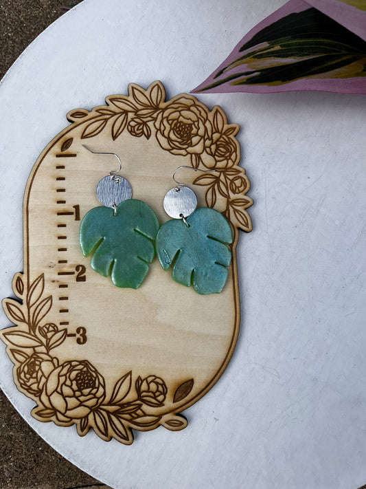 Monstera Leaf with Silver Coin and Hook